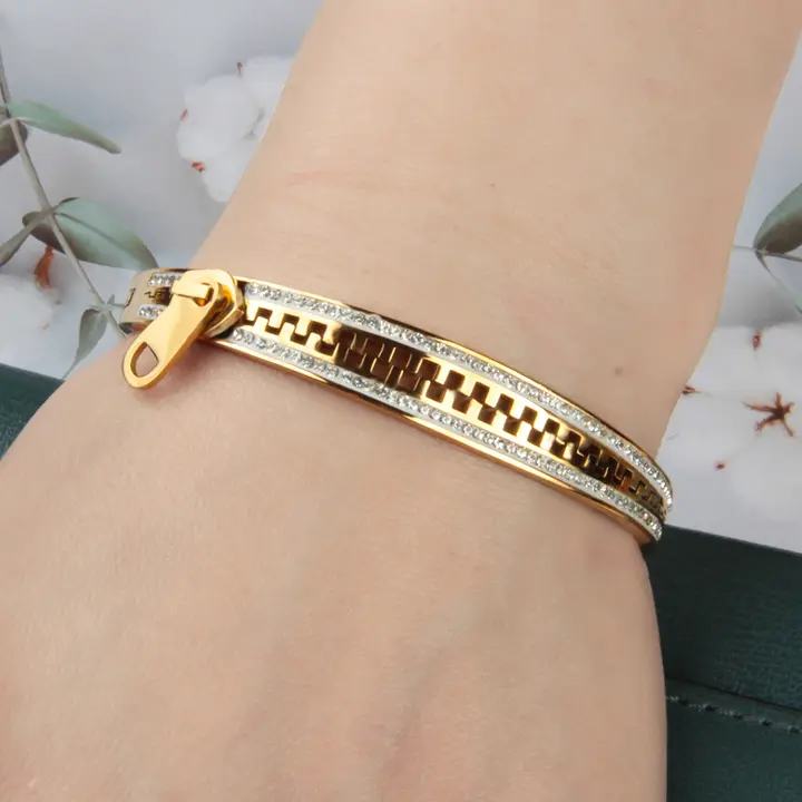 Zipper Cuff