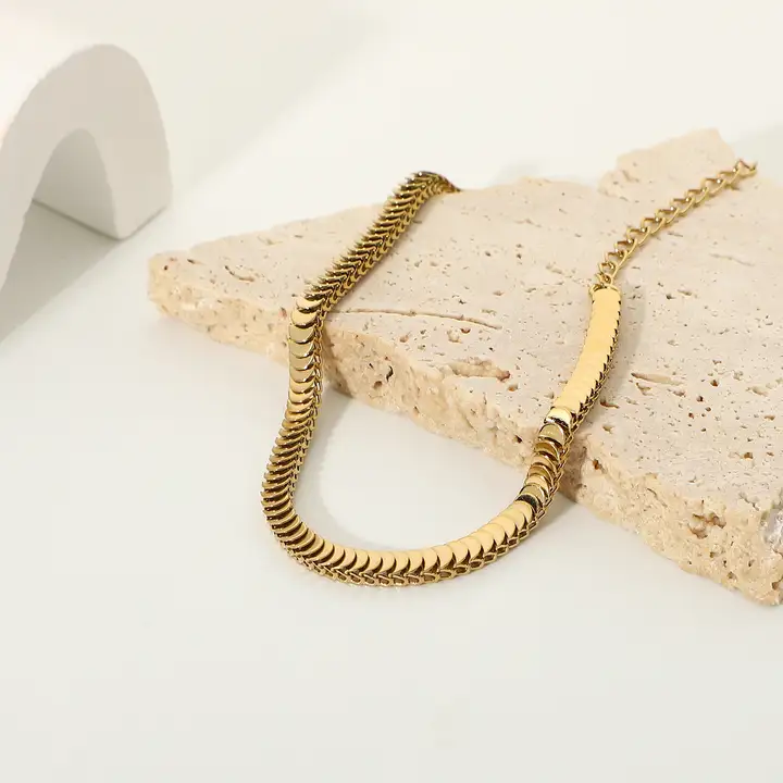 Scarlet Bracelet