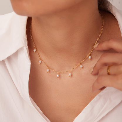 Pearl choker