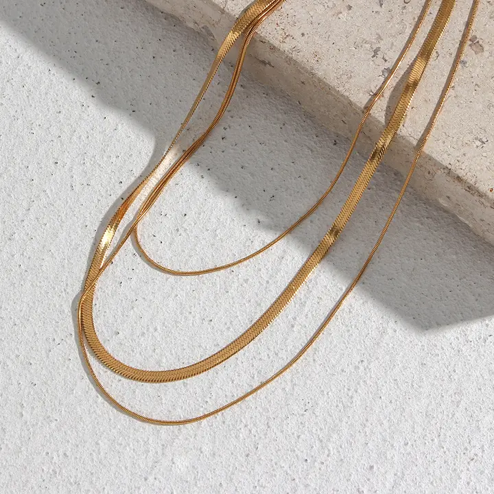 Leesie Necklace