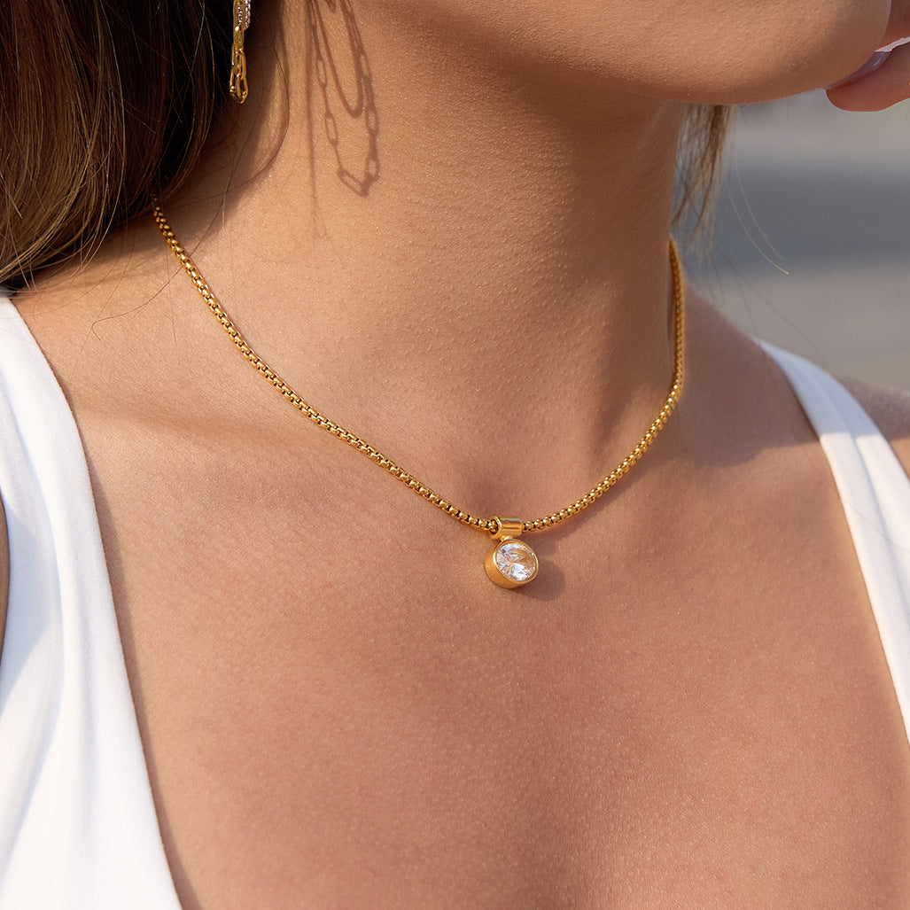 Vimi Necklace