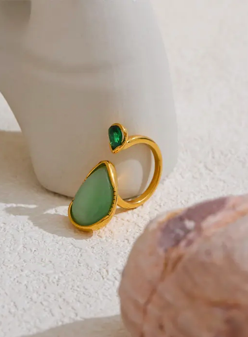 Catnoir Ring
