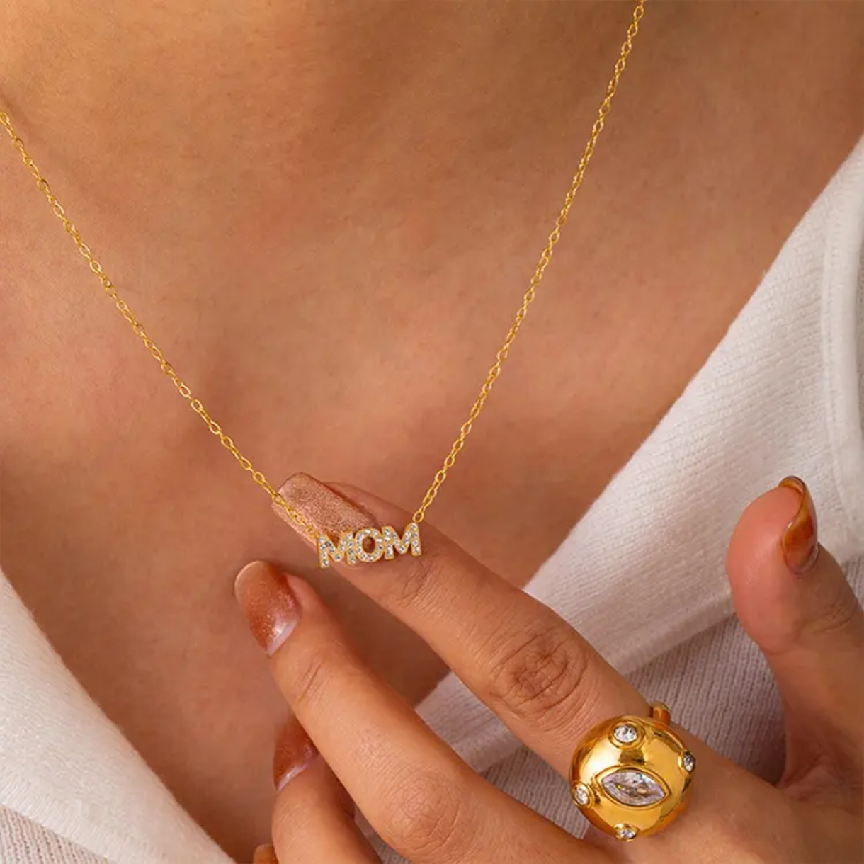 Mom Necklace