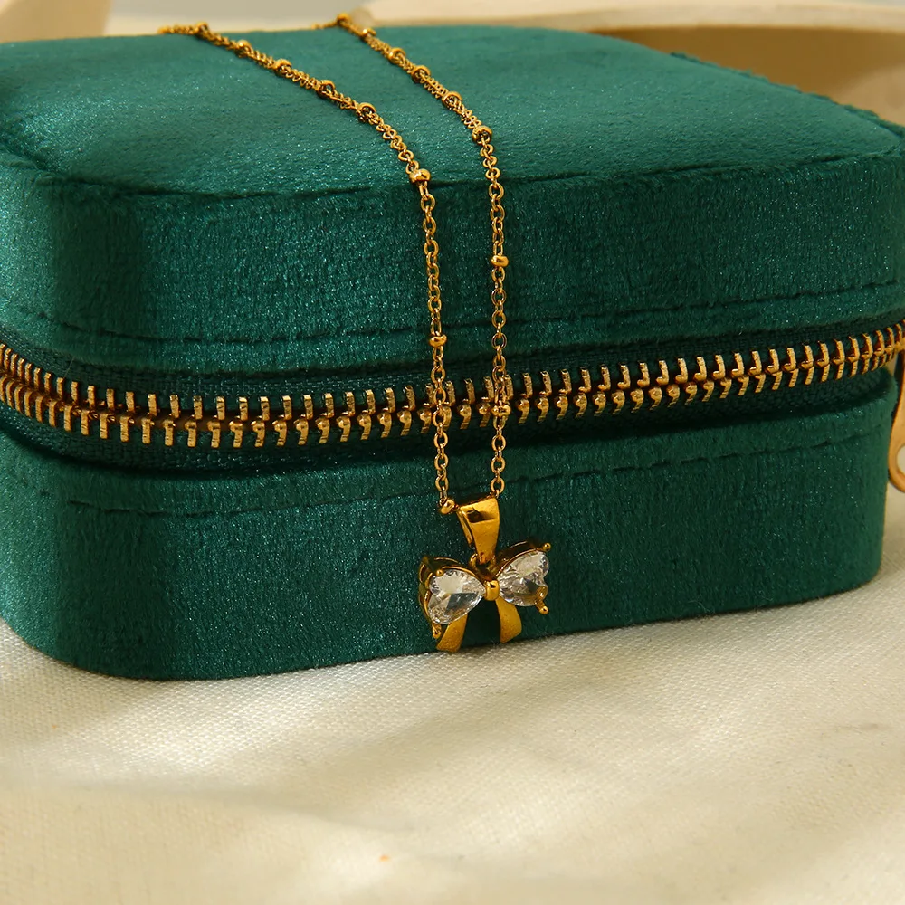 Mon Chéri Necklace