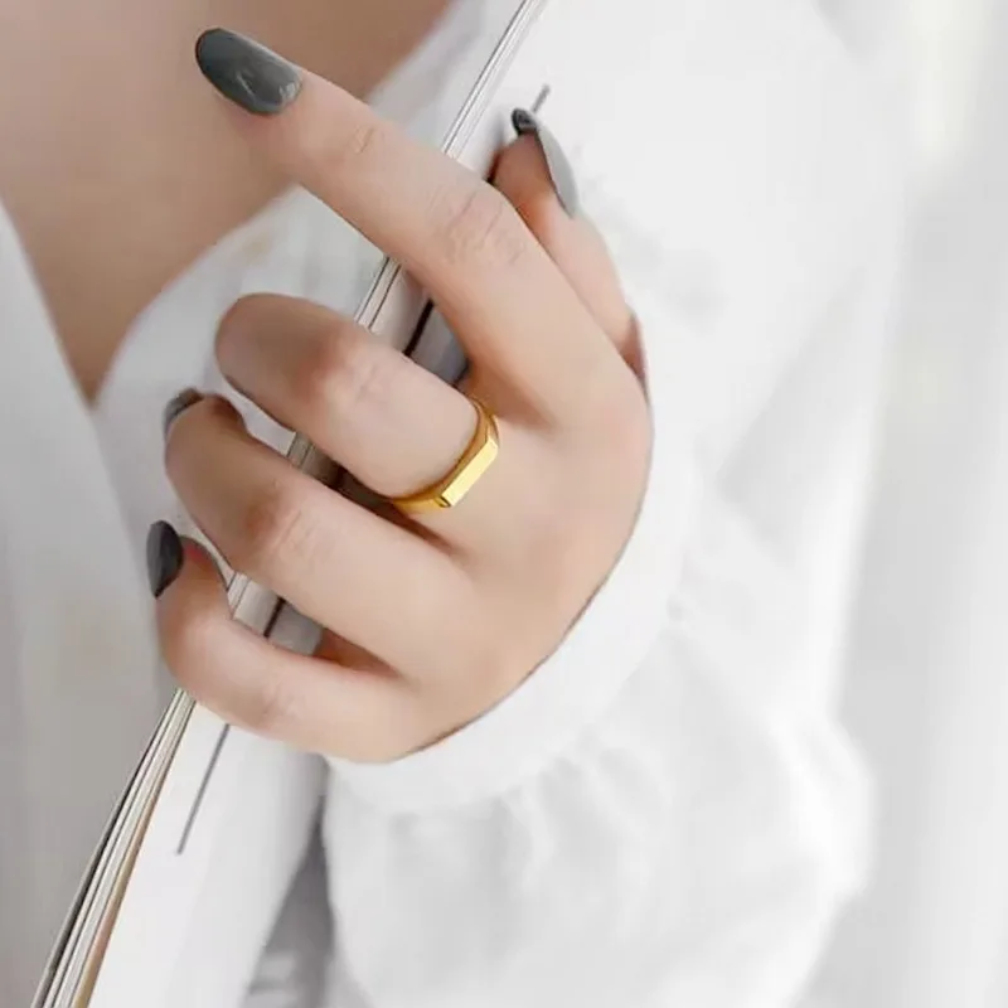 The Classic Ring