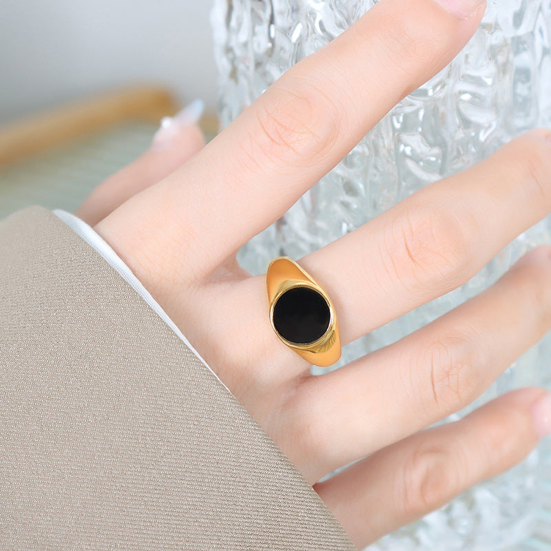 Signet Ring