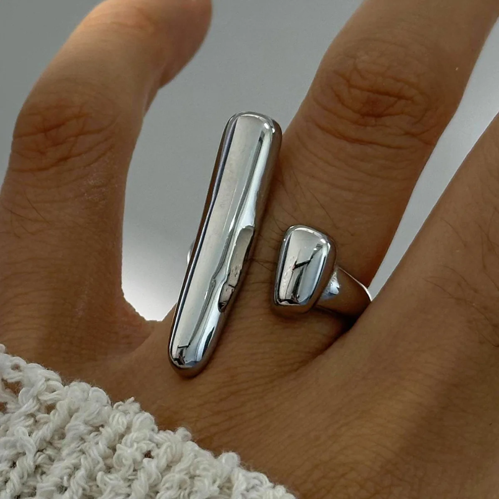 T bar Ring