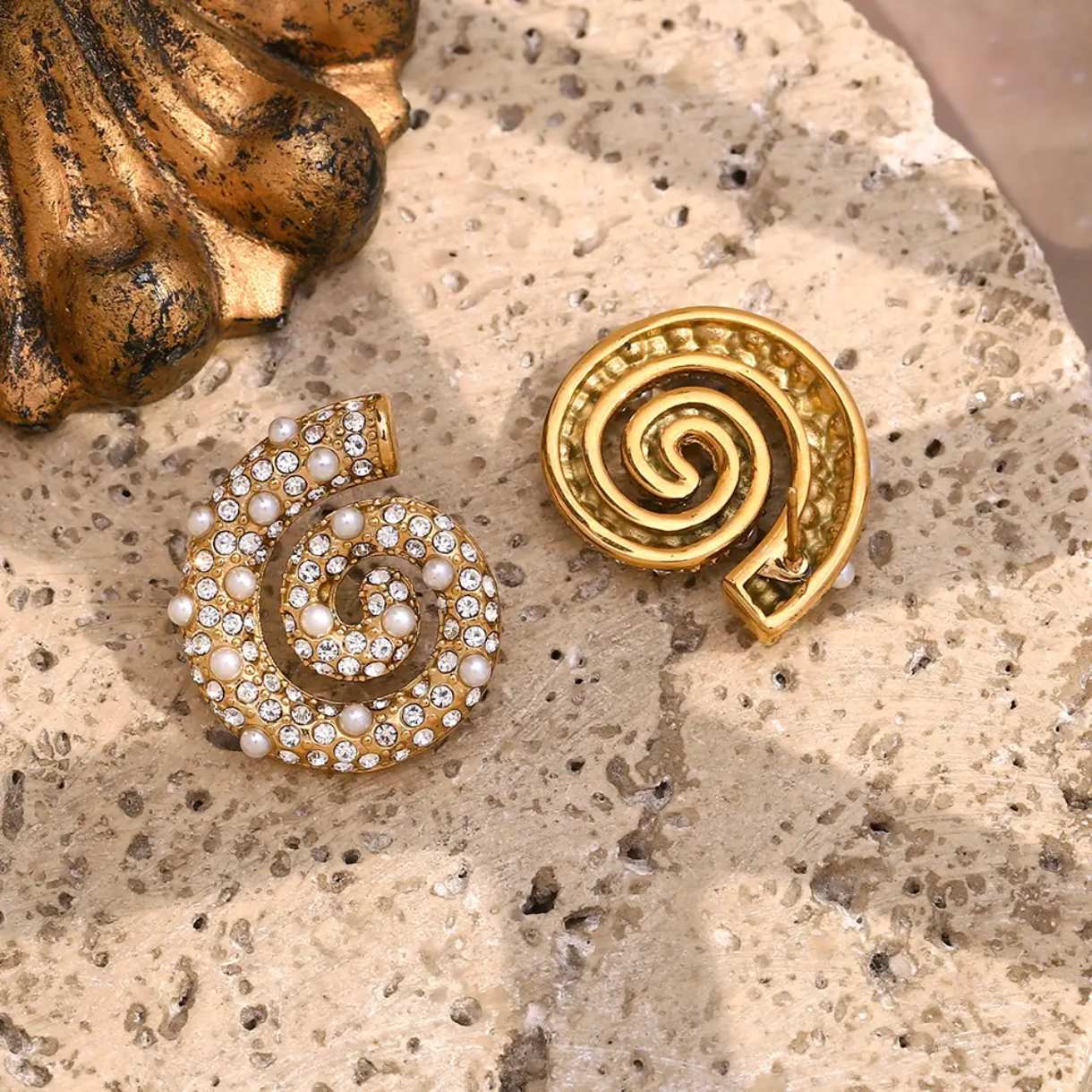 Mollusks Earrings