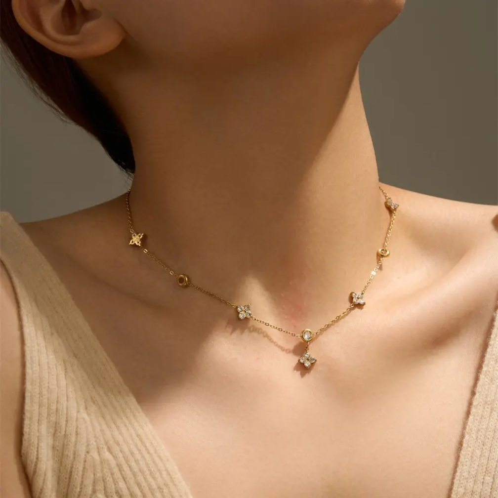 Diamond Clover Necklace