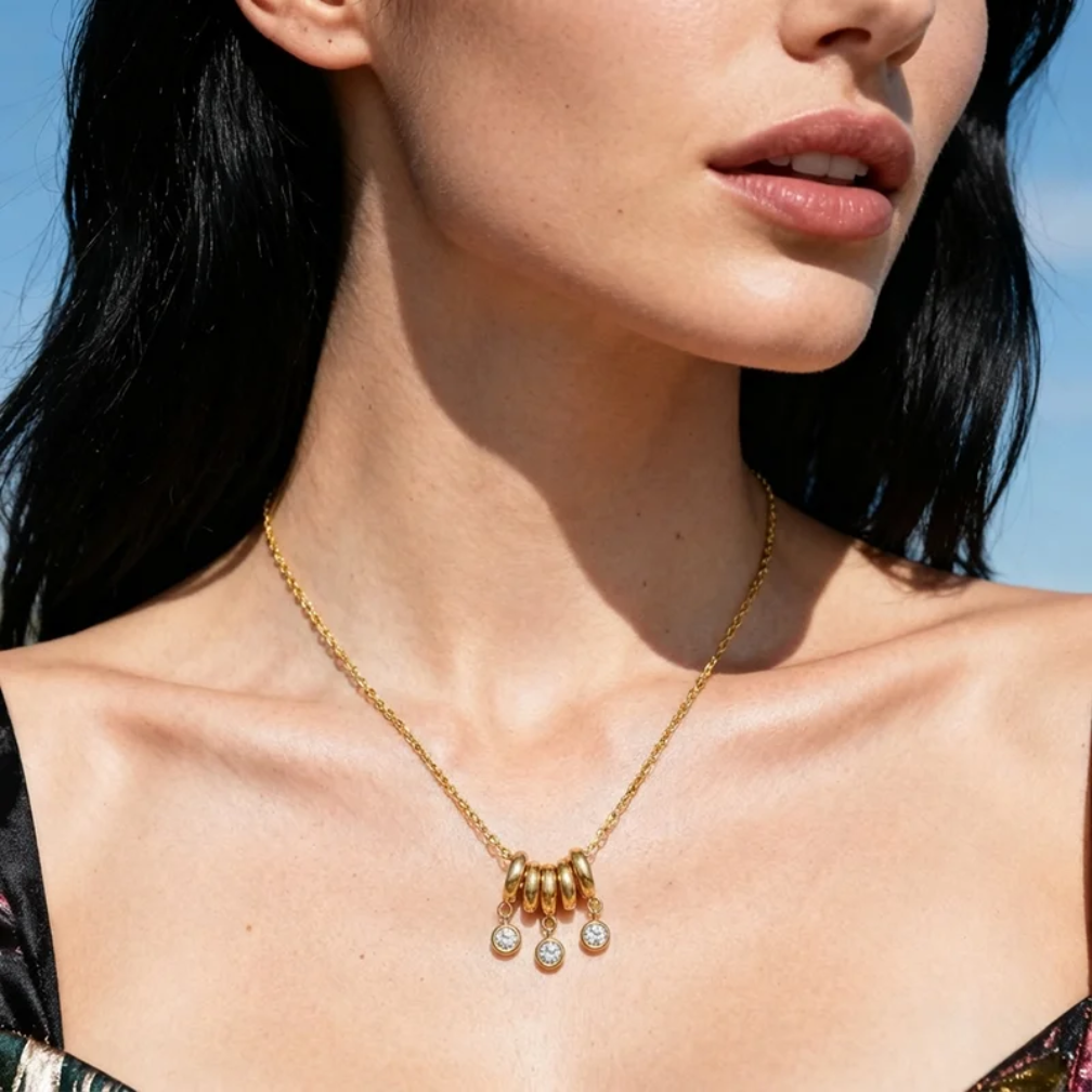 Eira Necklace