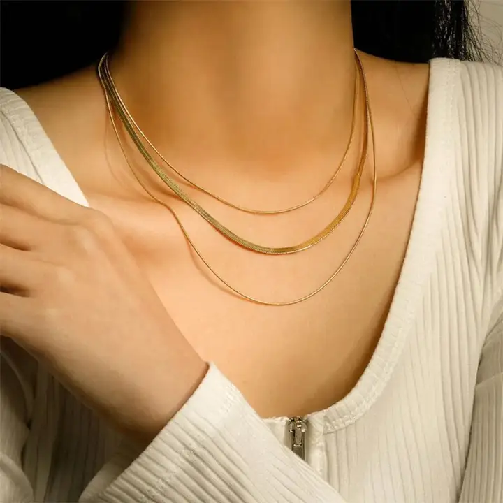 Leesie Necklace