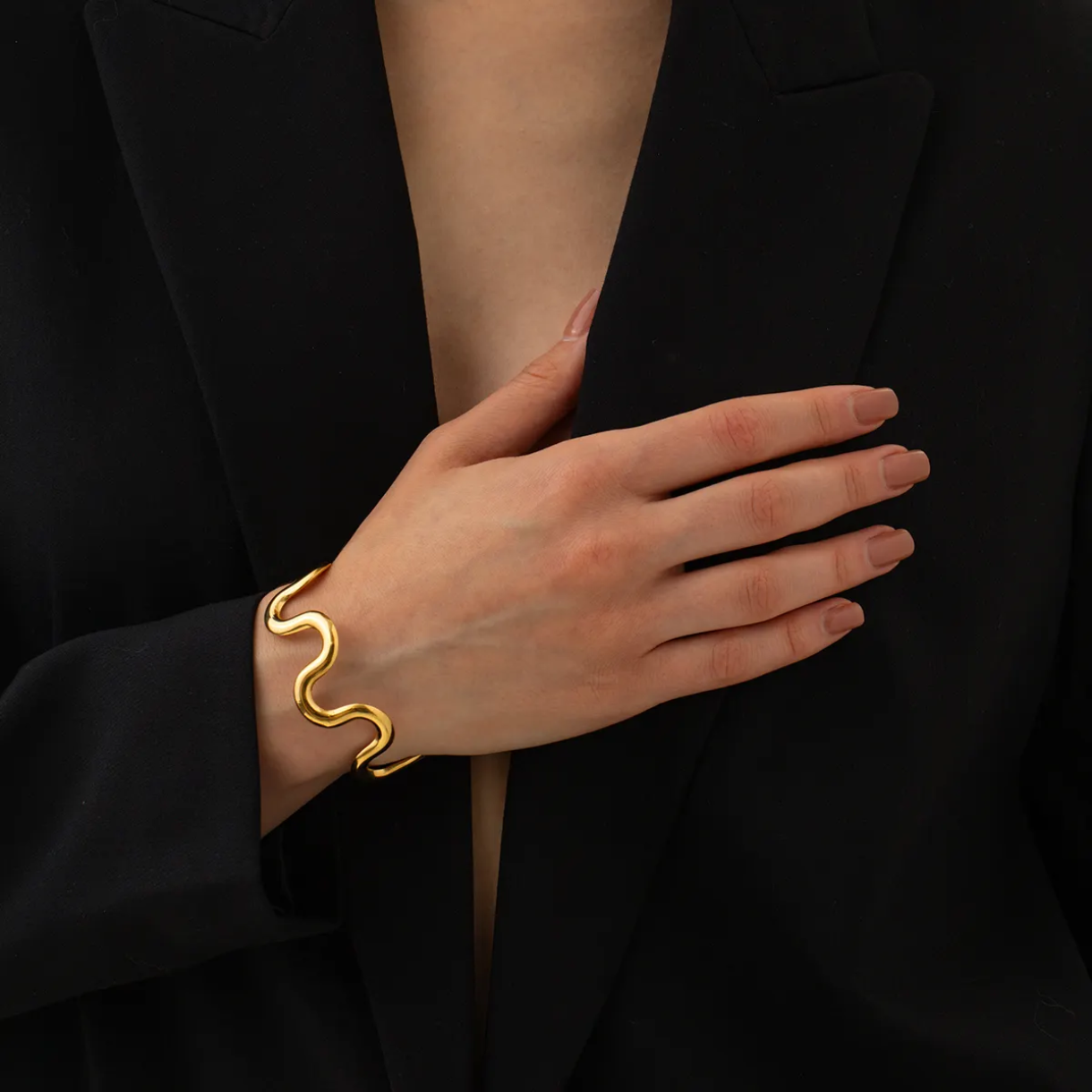 Lara Cuff