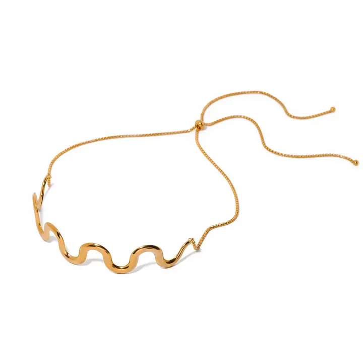 Lara Choker