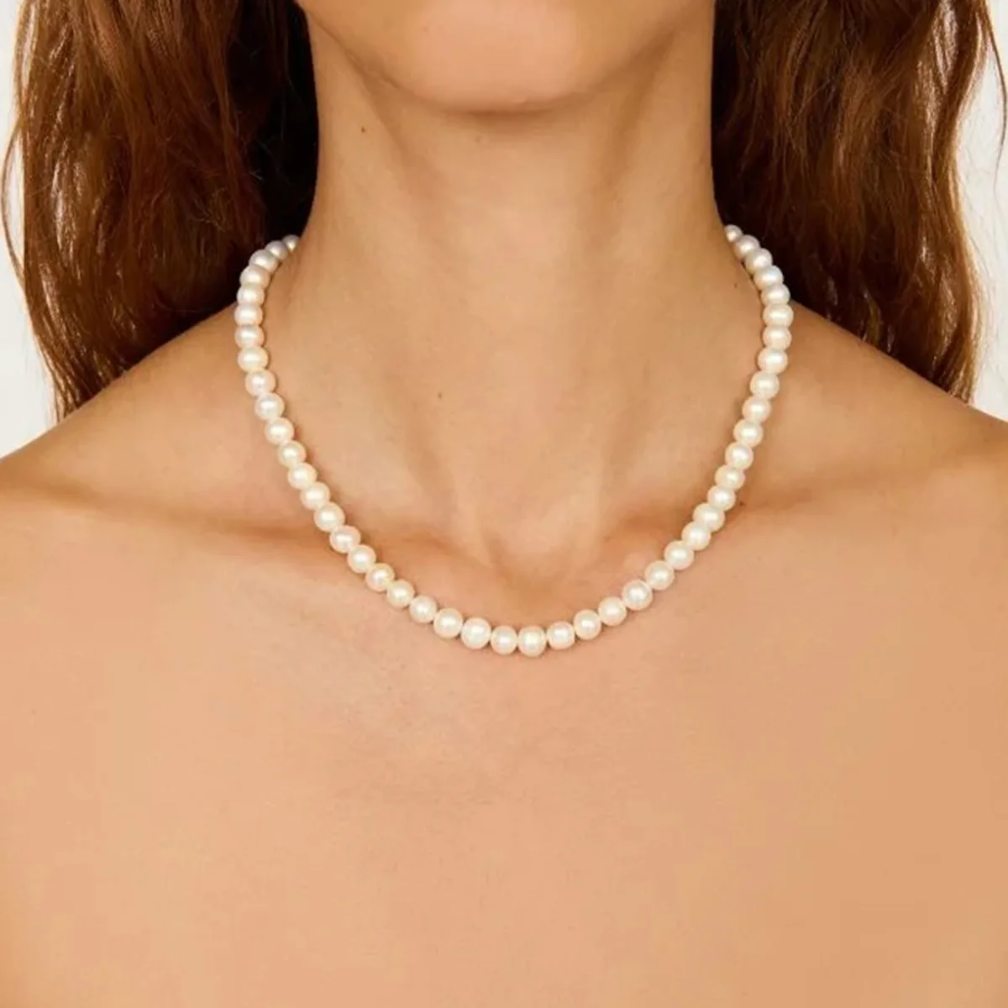 The vintage Choker