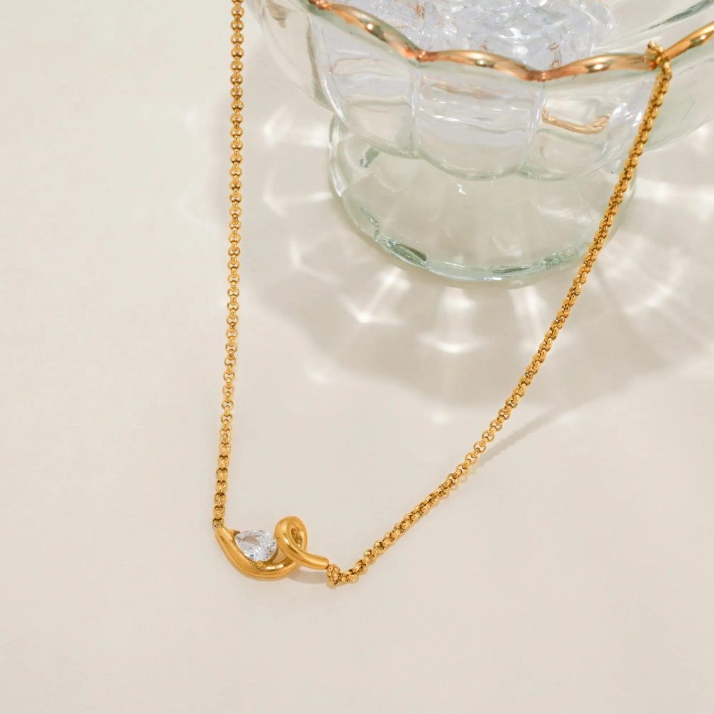 Sway Necklace
