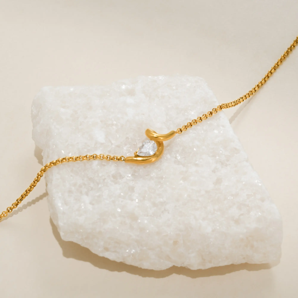 Sway Necklace
