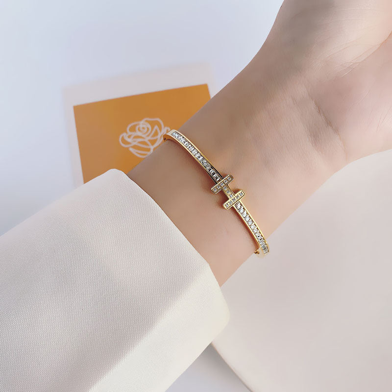 H Bracelet