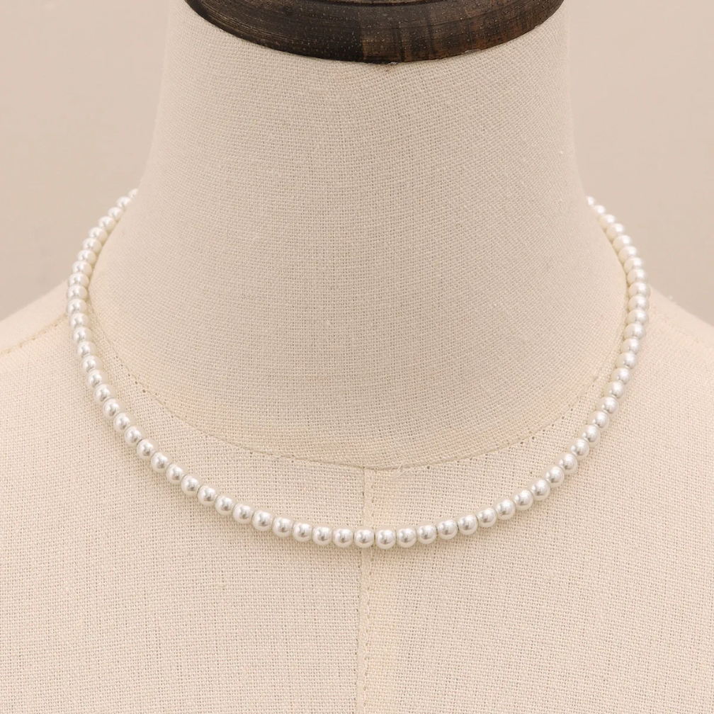 The vintage Choker