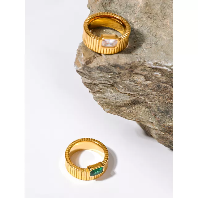 Stella Ring