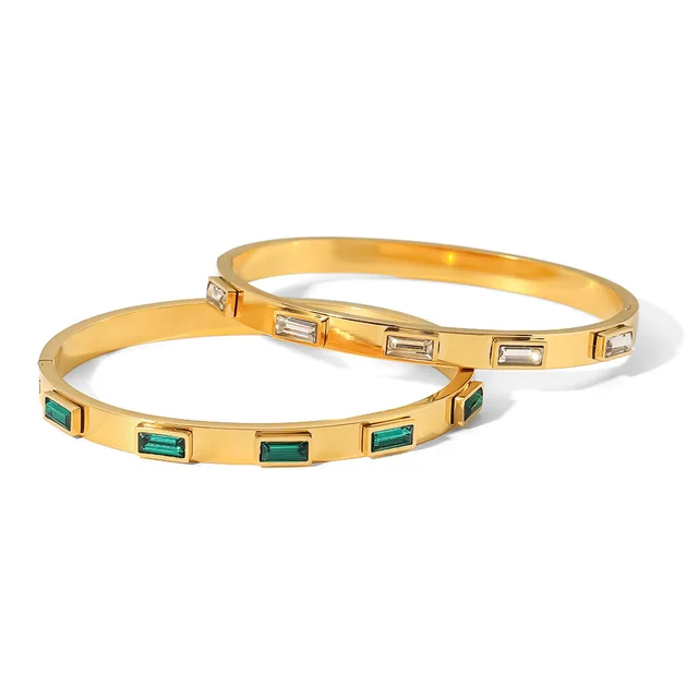 Greca Cuff Bangle