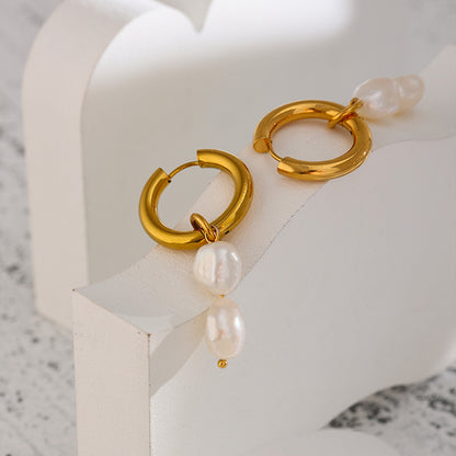 Savvy Pearl Hoops